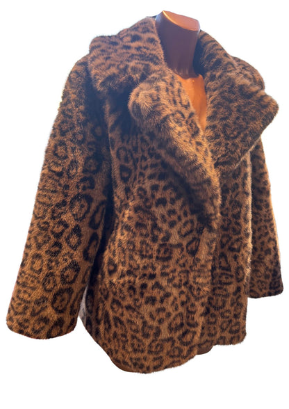 Imitatie Bontjas Leopard Print Bruin